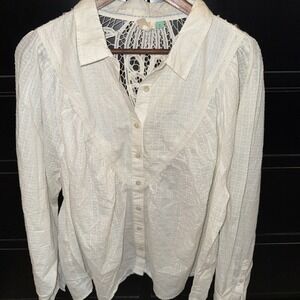 Pilcro Ivory Textured Button-Front Blouse with Lace Yoke
